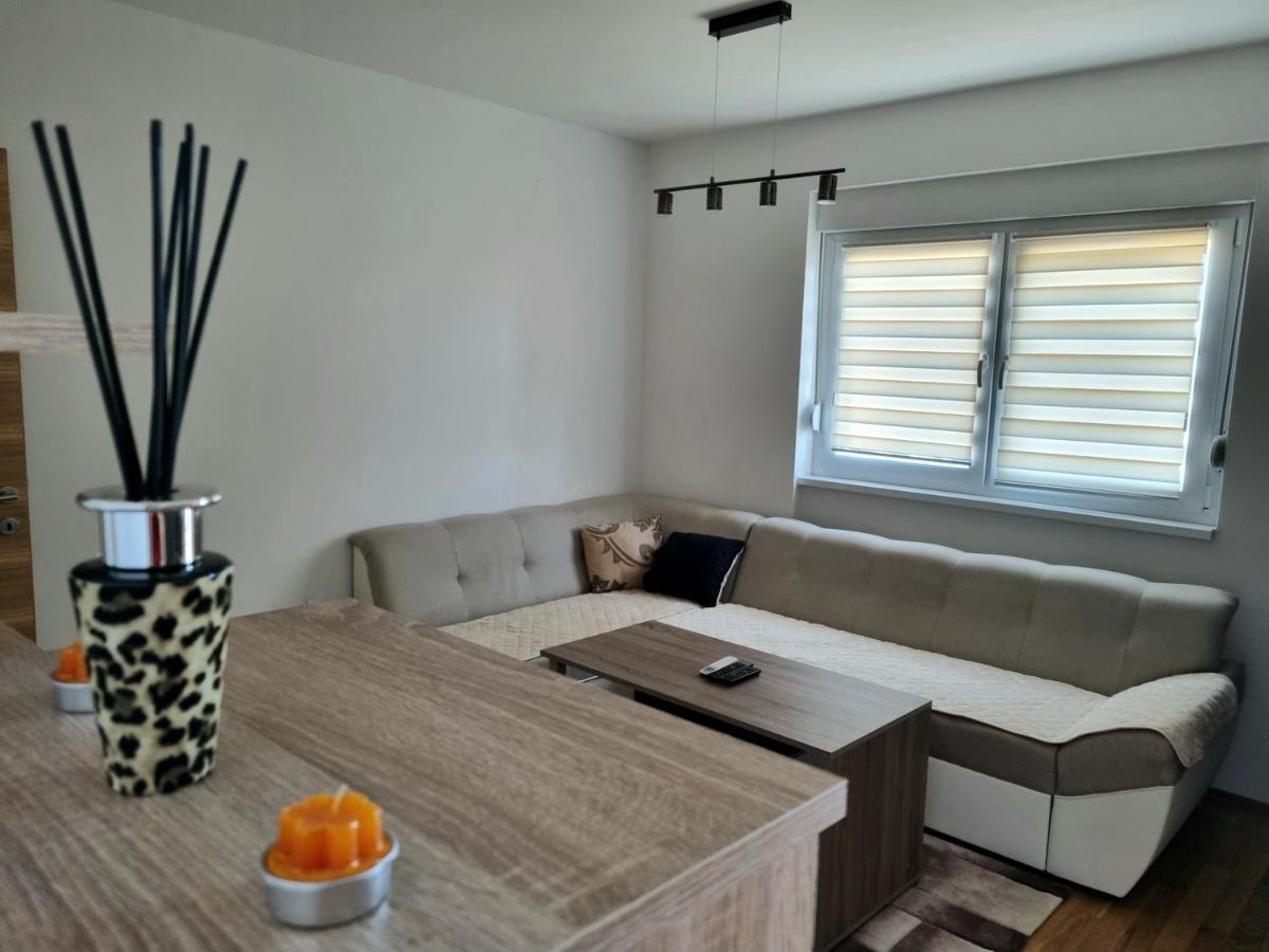 Apartman Court 프리제도르 외부 사진